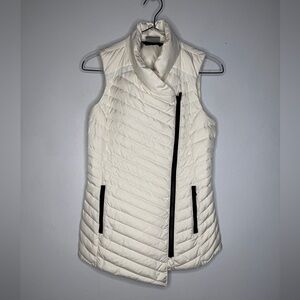 Athleta Puffer Jacket Beater Women’s XXS‎  White / Cream Sleeveless